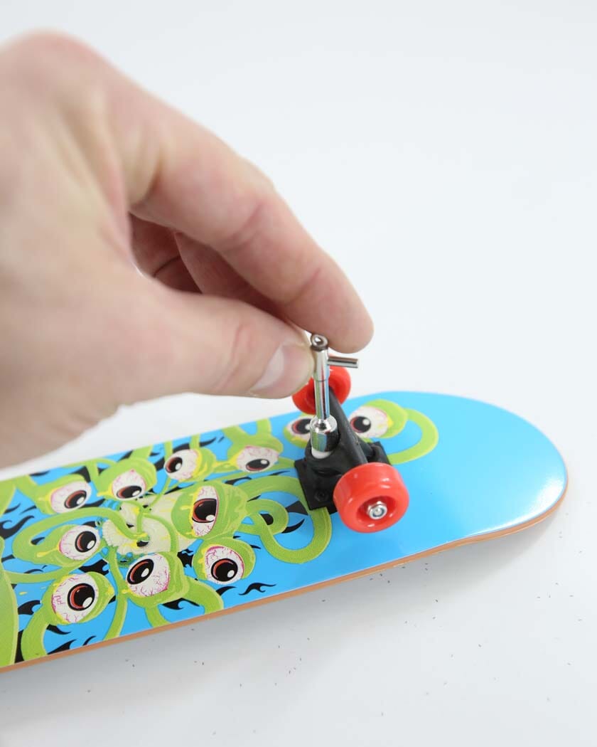 New Monster Handskate Braille Skateboarding 